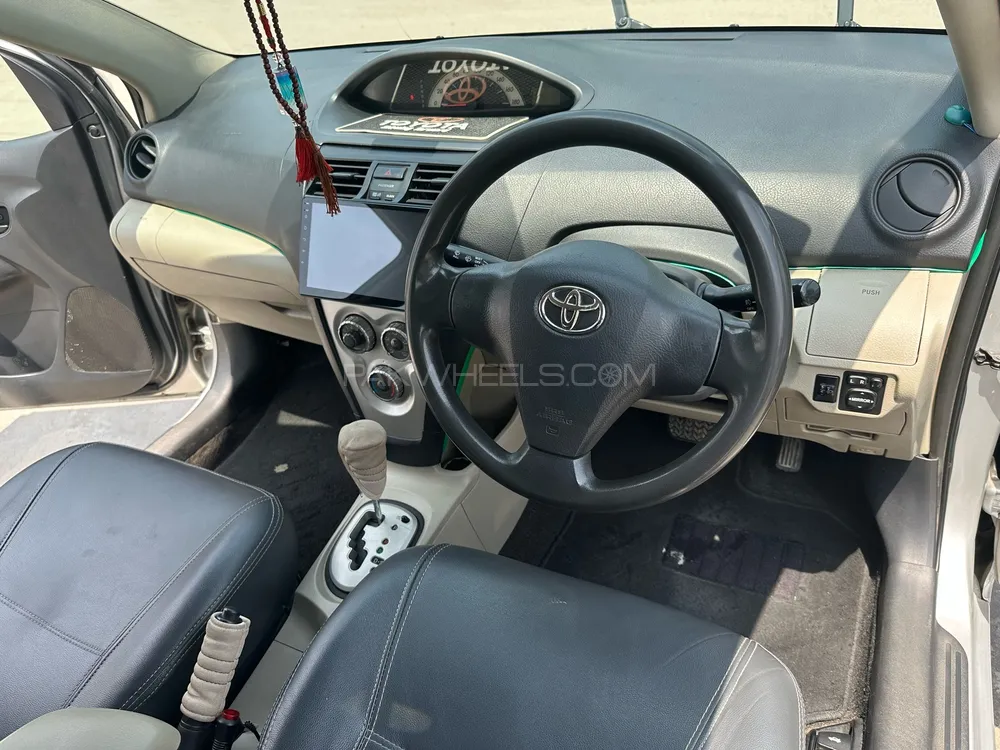 Toyota Belta 2011 for Sale in Islamabad Image-1