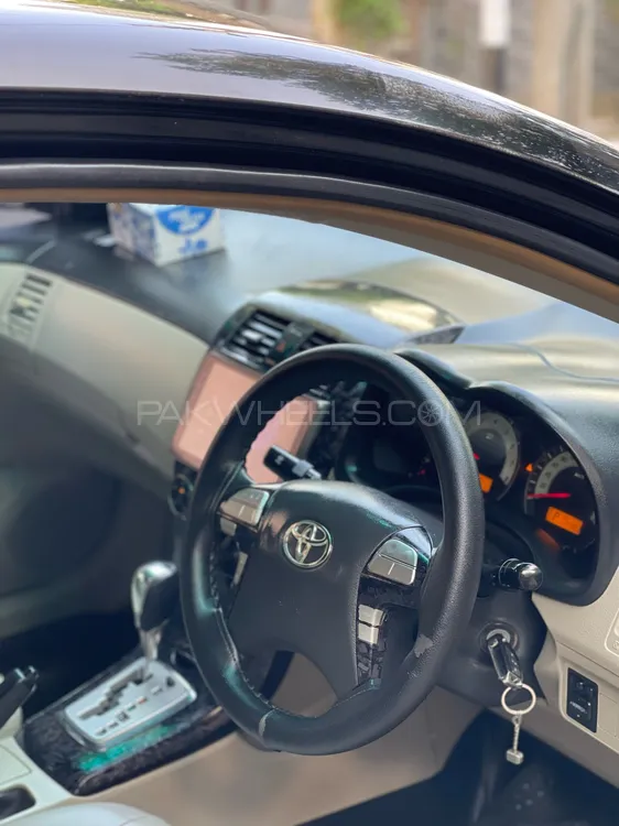 Toyota Corolla 2011 for Sale in Gujranwala Image-1