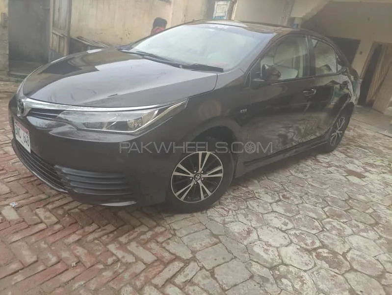 Toyota Corolla 2018 for Sale in Dera Ghazi Khan Image-1