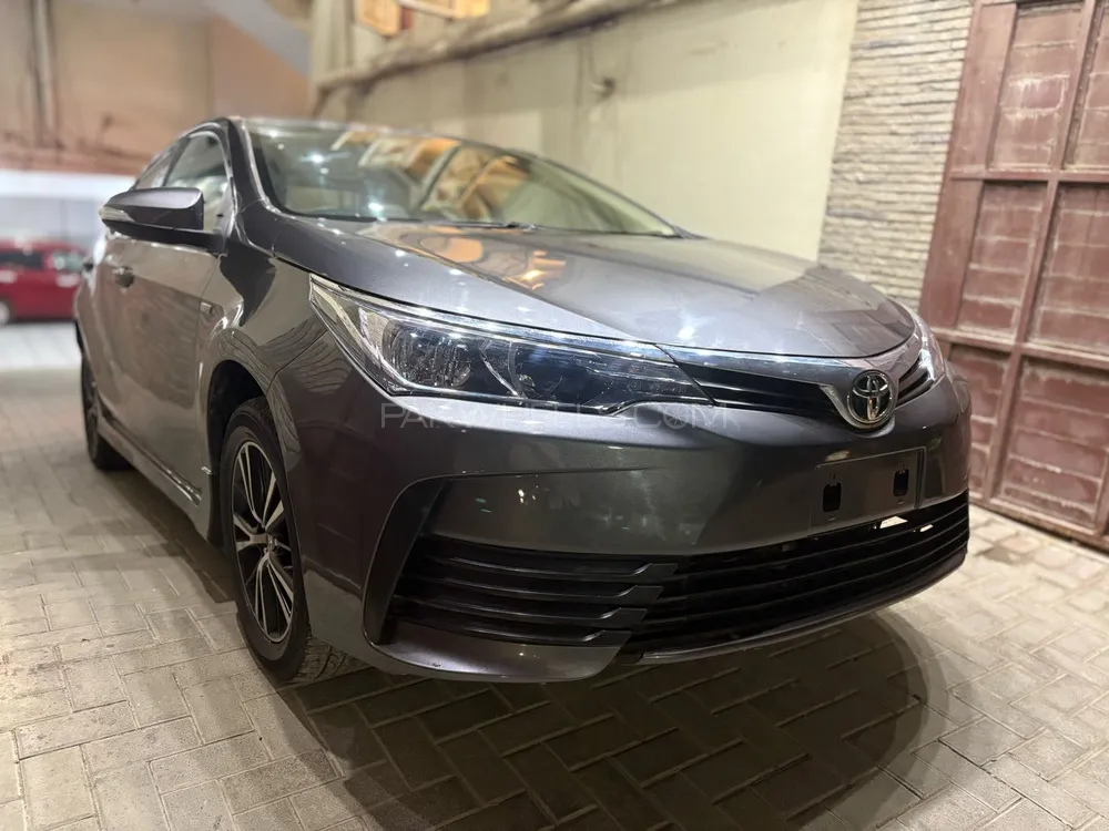 Toyota Corolla 2019 for Sale in Karachi Image-1