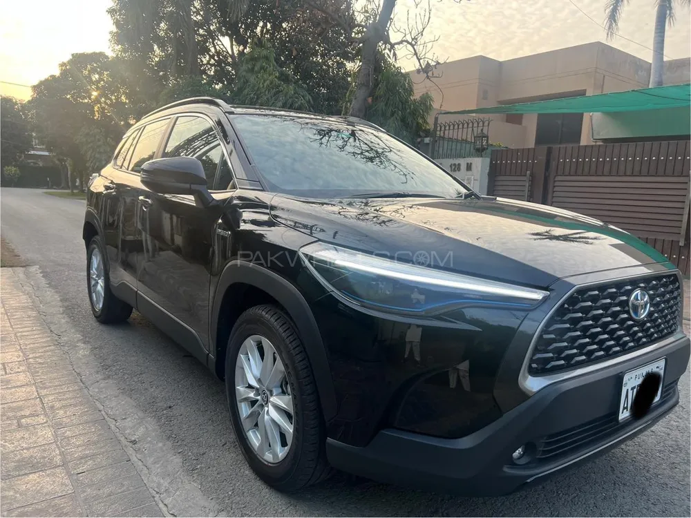 Toyota Corolla Cross 2024 for Sale in Lahore Image-1