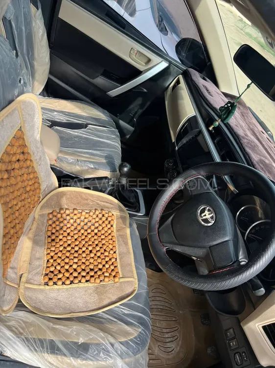 Toyota Corolla 2015 for Sale in Dera Ghazi Khan Image-1
