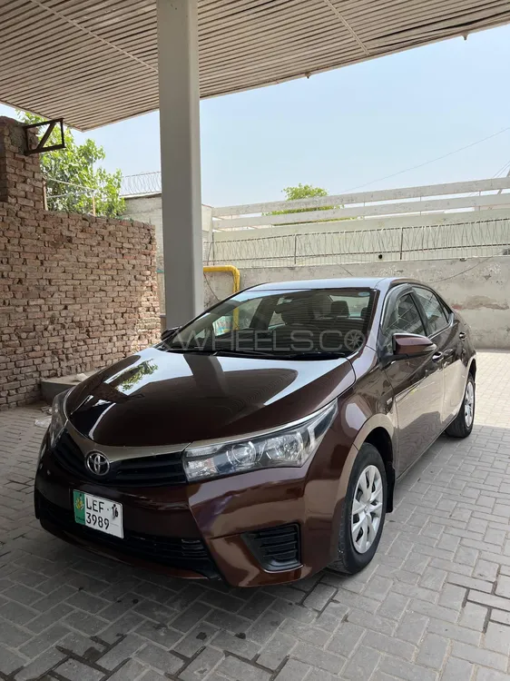 Toyota Corolla 2016 for Sale in Multan Image-1
