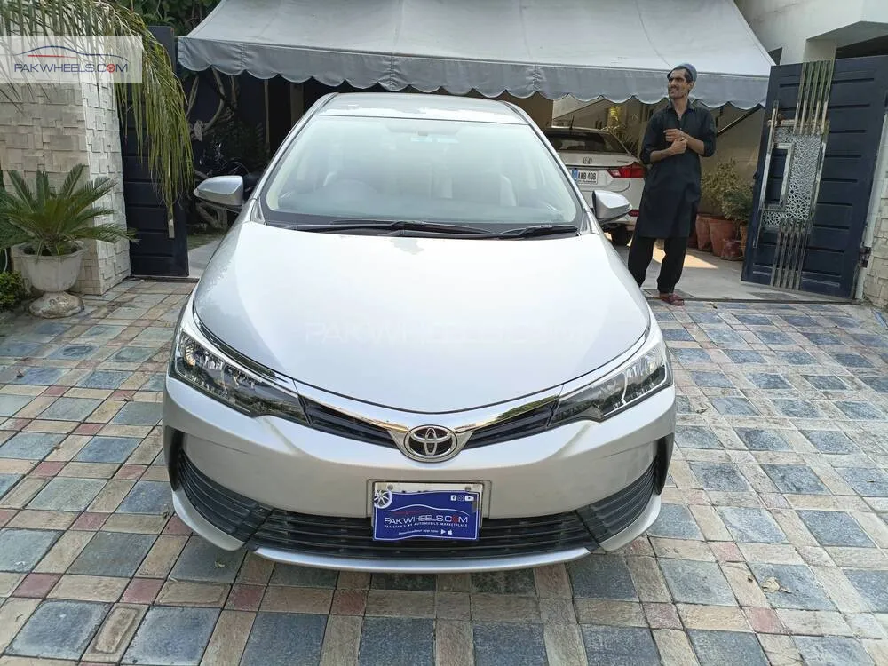 Toyota Corolla 2018 for Sale in Islamabad Image-1
