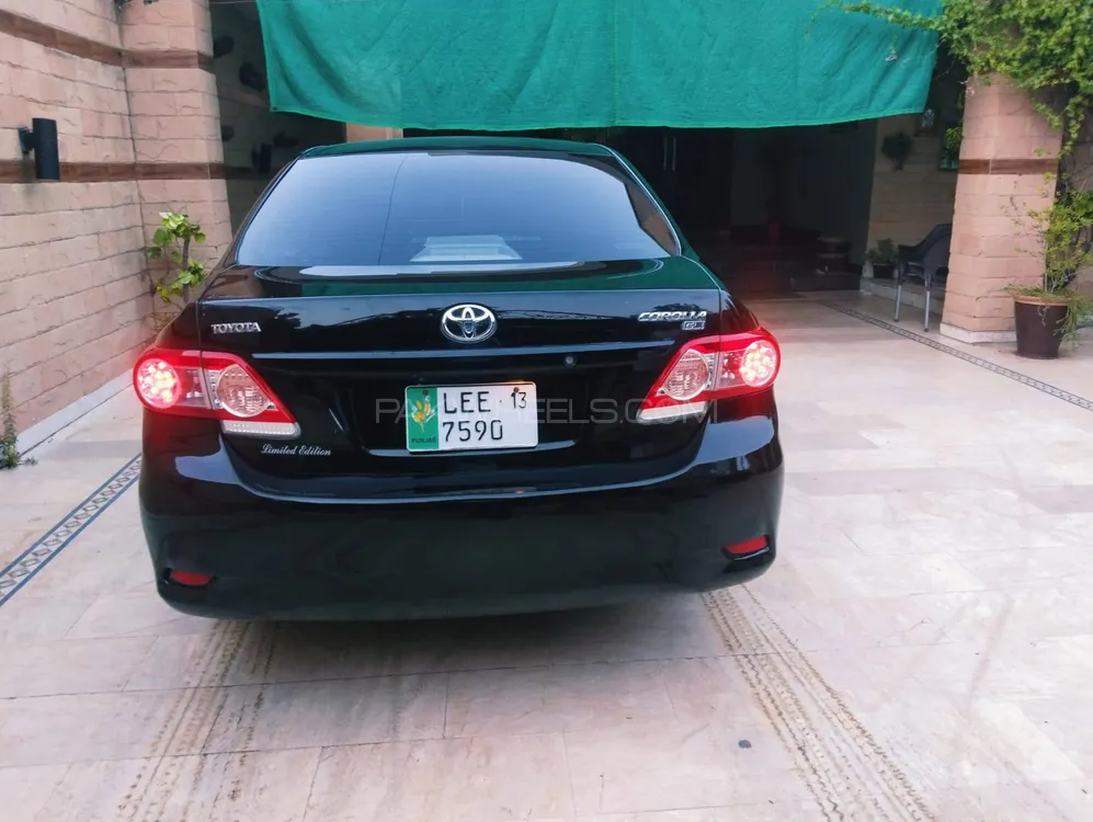 Toyota Corolla 2013 for Sale in Faisalabad Image-1