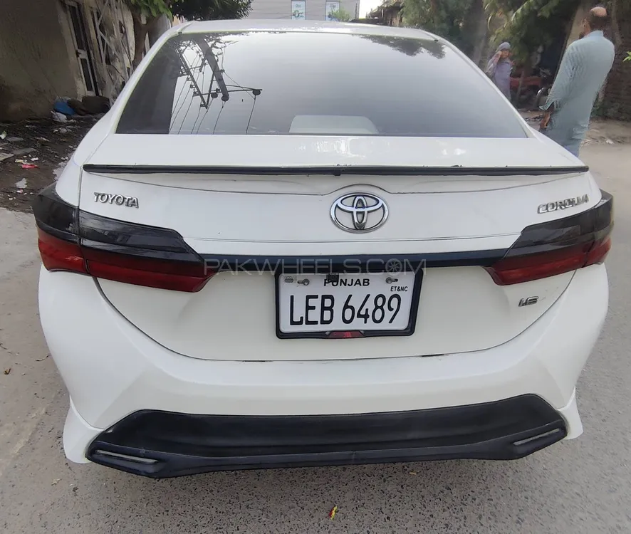 Toyota Corolla 2016 for Sale in Faisalabad Image-1