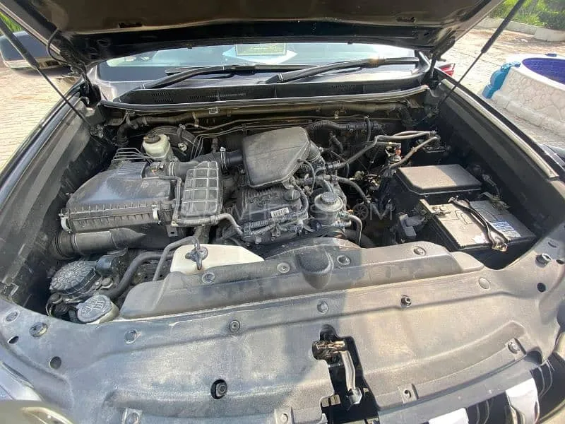 Toyota Fj Cruiser 2013 for Sale in Kharian Image-1