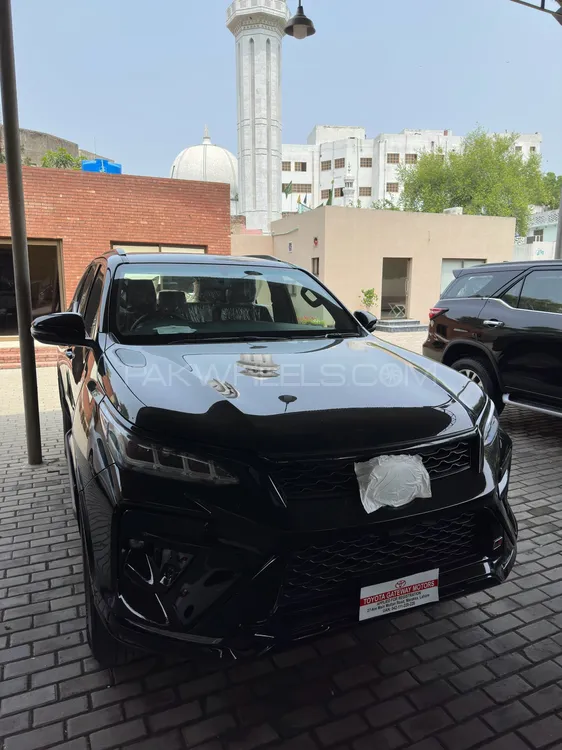 Toyota Fortuner 2025 for Sale in Lahore Image-1