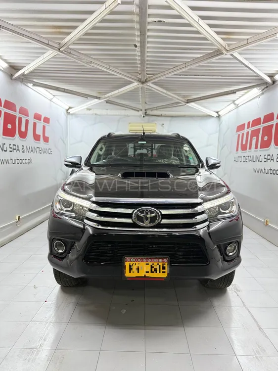 Toyota Hilux 2017 for Sale in Karachi Image-1