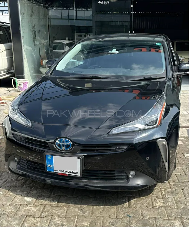Toyota Prius 2020 for Sale in Islamabad Image-1