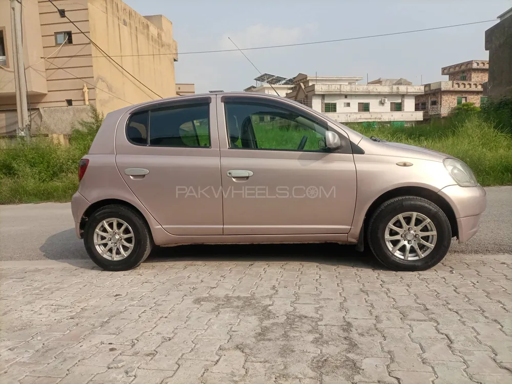 Toyota Vitz 1999 for Sale in Islamabad Image-1