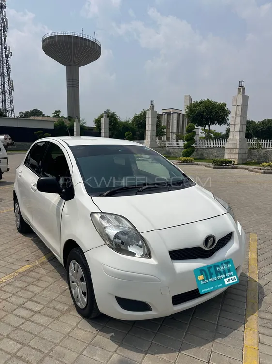 Toyota Vitz 2008 for Sale in Islamabad Image-1