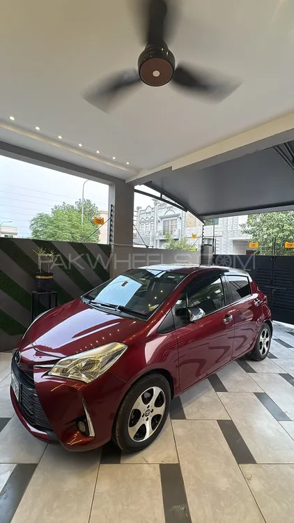 Toyota Vitz 2018 for Sale in Lahore Image-1
