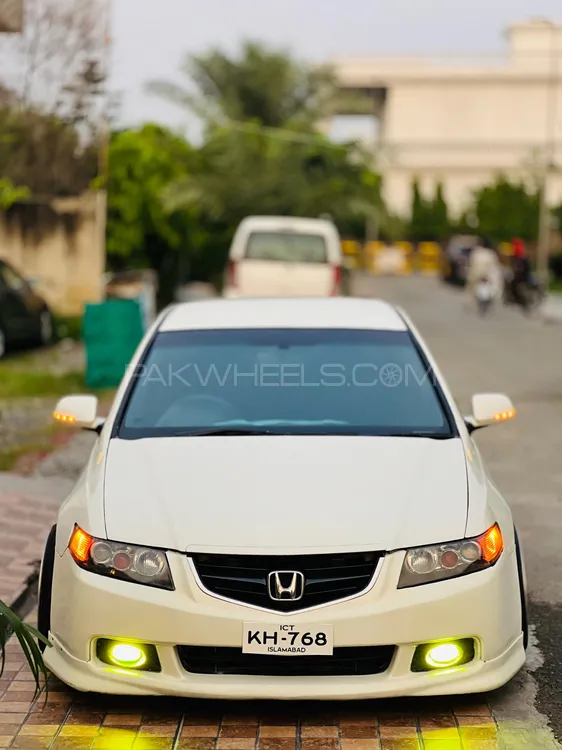 Honda Accord 2002 for Sale in Lahore Image-1