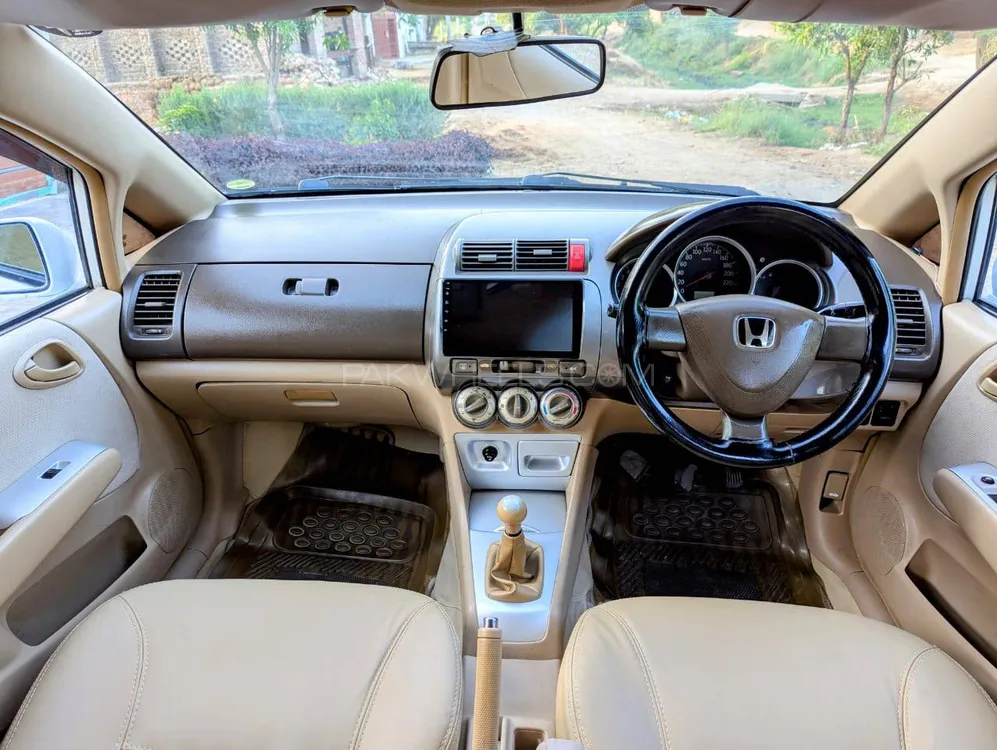 Honda City 2006 for Sale in Mian Wali Image-1