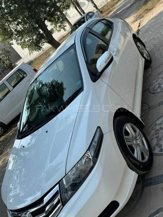 Honda City 2016 for Sale in Lahore Image-1