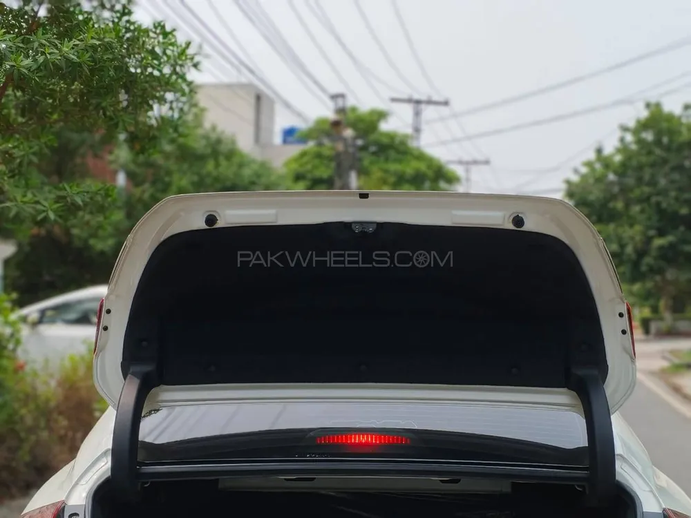 Honda Civic 2021 for Sale in Lahore Honda Civic 2021 for Sale in Lahore Image-12