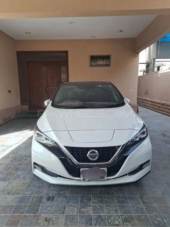 Nissan Leaf 2020 for Sale in Karachi Image-1