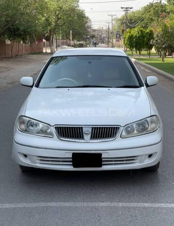 نسان سنی 2010 for Sale in ساہیوال Image-1