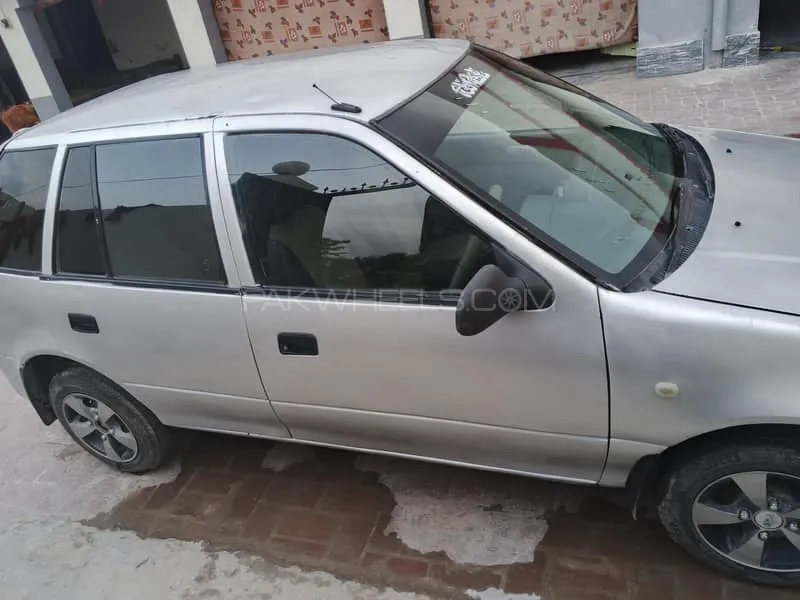 Suzuki Cultus 2001 for Sale in Sargodha Image-1