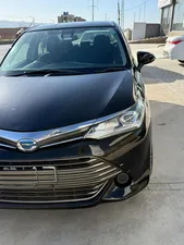 Toyota Corolla Axio Hybrid 1.5 2015 for Sale