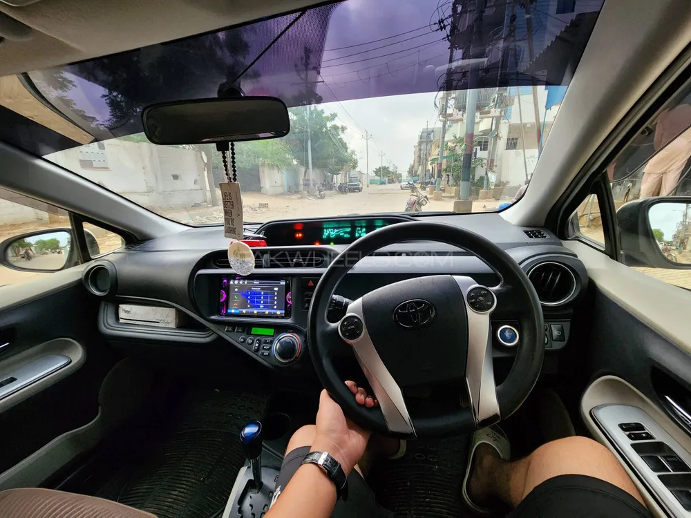 Toyota Aqua 2013 for Sale in Karachi Image-1
