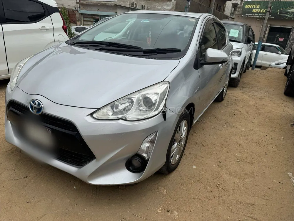 Toyota Aqua 2015 for Sale in Karachi Image-1