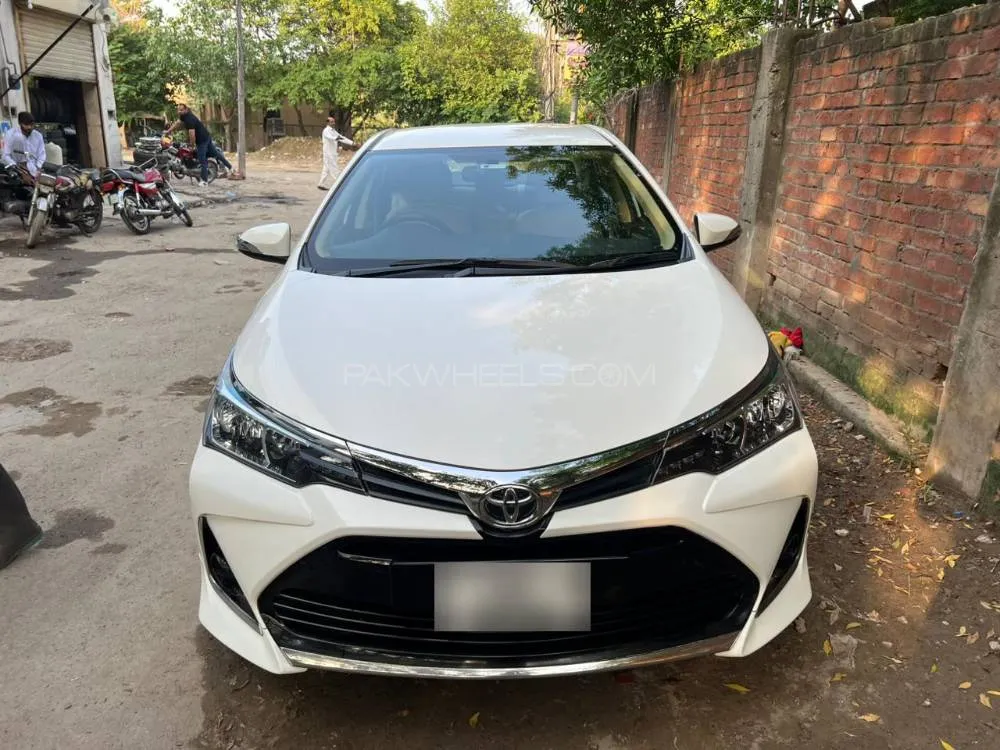 Toyota Corolla 2020 for Sale in Lahore Image-1