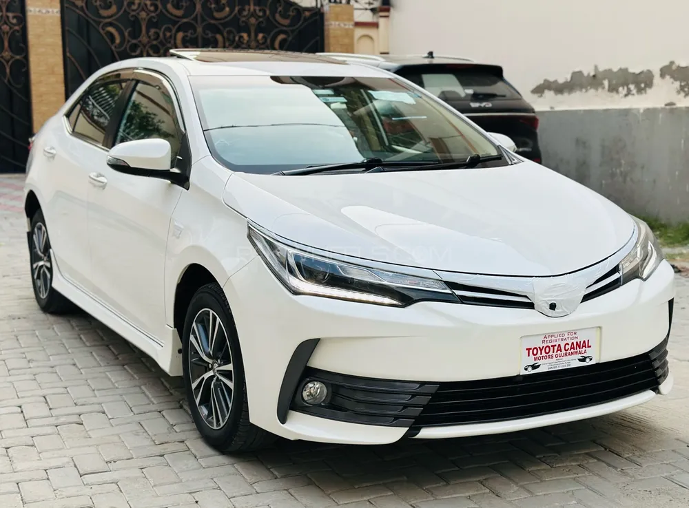 Toyota Corolla 2017 for Sale in Gujranwala Image-1