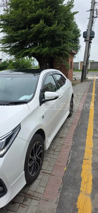 Toyota Corolla 2021 for Sale in Gujranwala Image-1