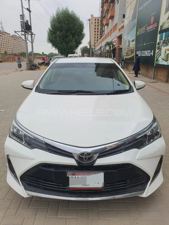Toyota Corolla 2021 for Sale in Karachi Image-1