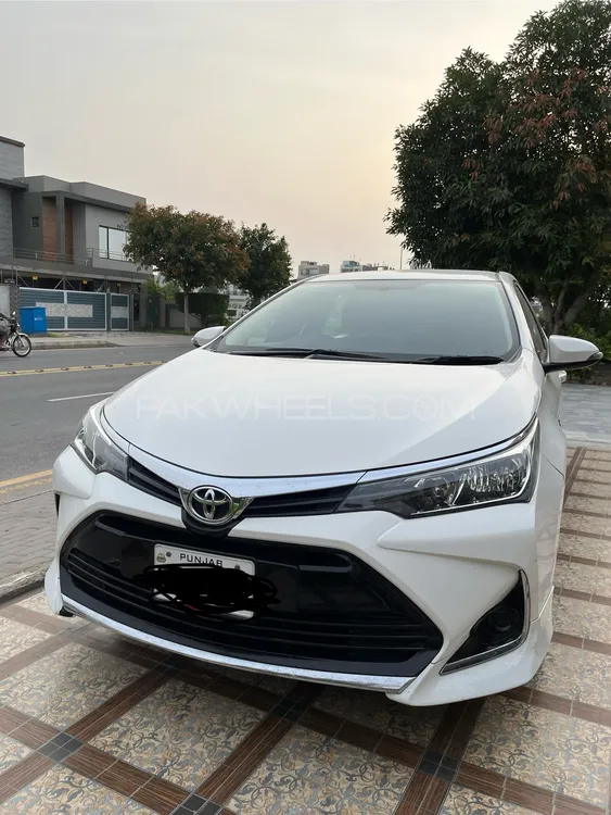 Toyota Corolla 2022 for Sale in Lahore Image-1