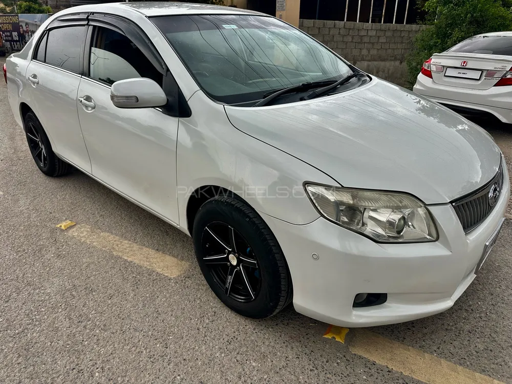 Toyota Corolla Axio 2008 for Sale in Islamabad Image-1