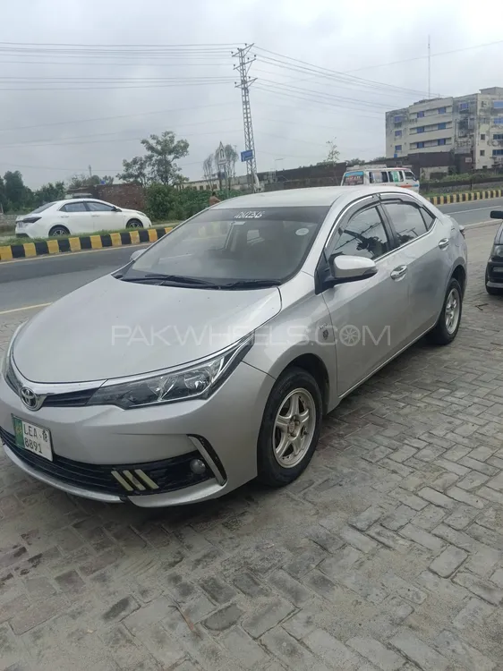 Toyota Corolla 2017 for Sale in Sialkot Image-1