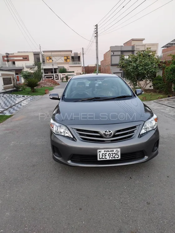 Toyota Corolla 2013 for Sale in Jhang Image-1