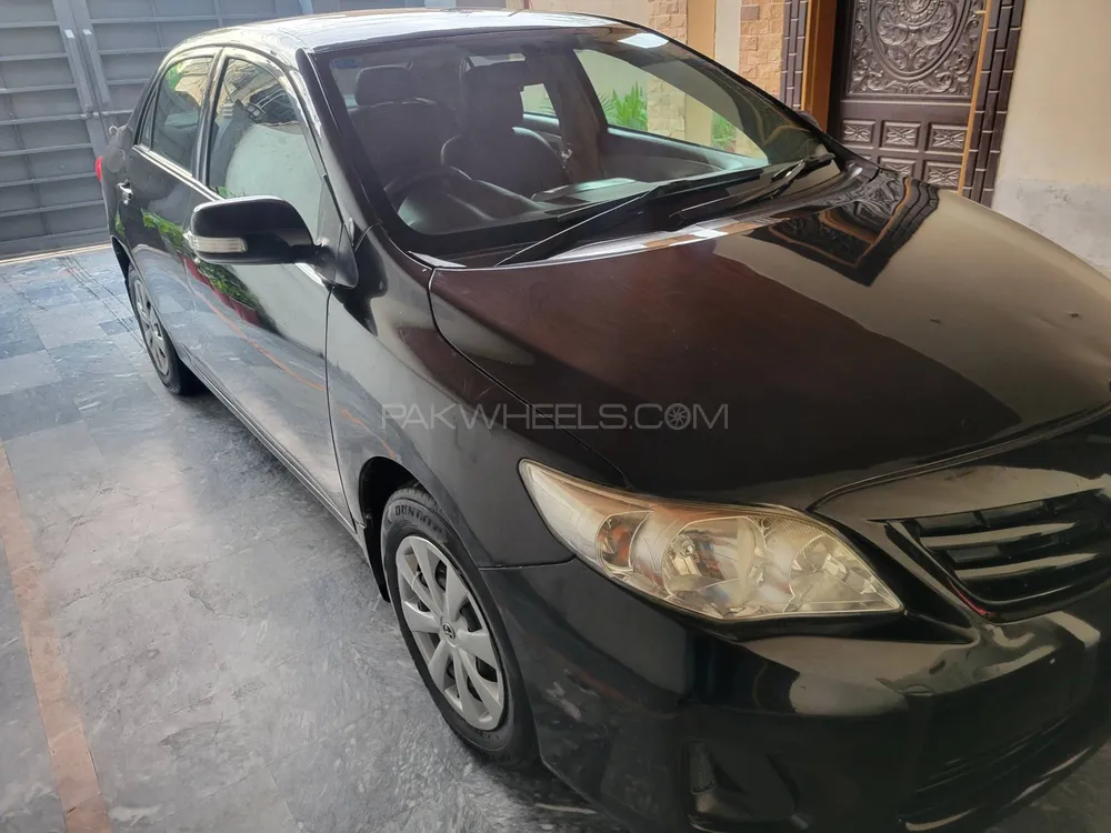 Toyota Corolla 2011 for Sale in Sargodha Image-1
