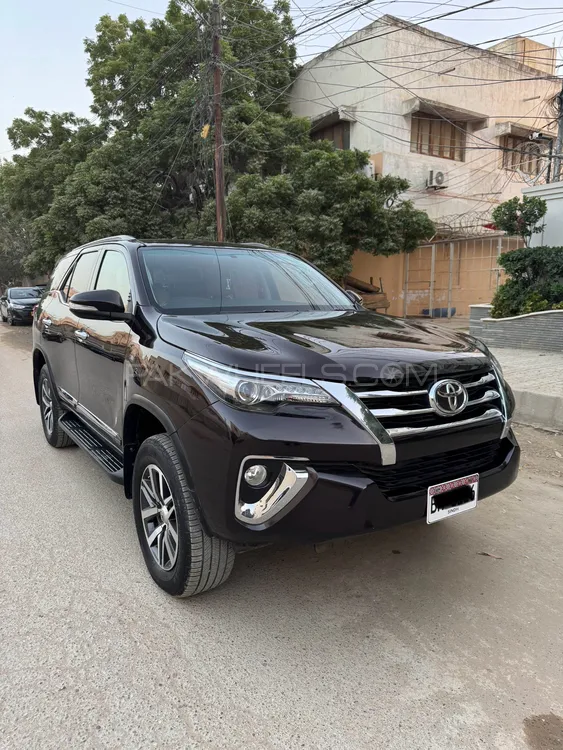 Toyota Fortuner 2017 for Sale in Karachi Image-1