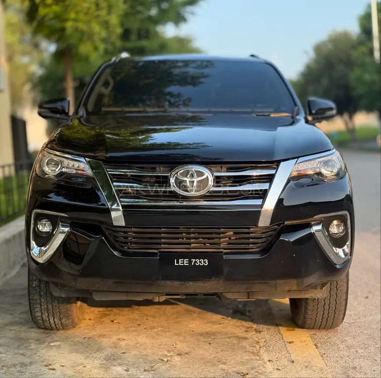 Toyota Fortuner 2018 for Sale in Islamabad Image-1