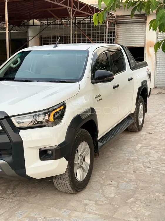 Toyota Hilux 2019 for Sale in Peshawar Image-1