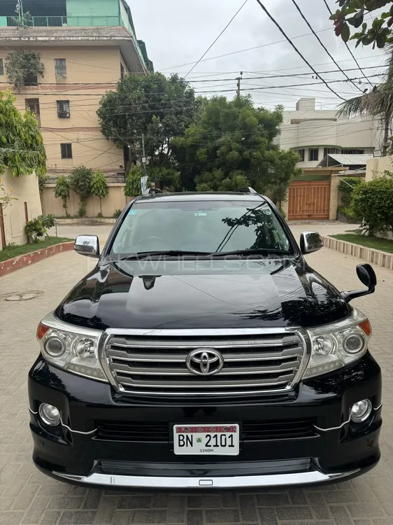 Toyota Land Cruiser 2013 for Sale in Karachi Image-1