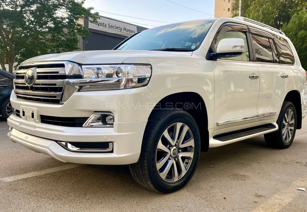 Toyota Land Cruiser 2018 for Sale in Karachi Image-1