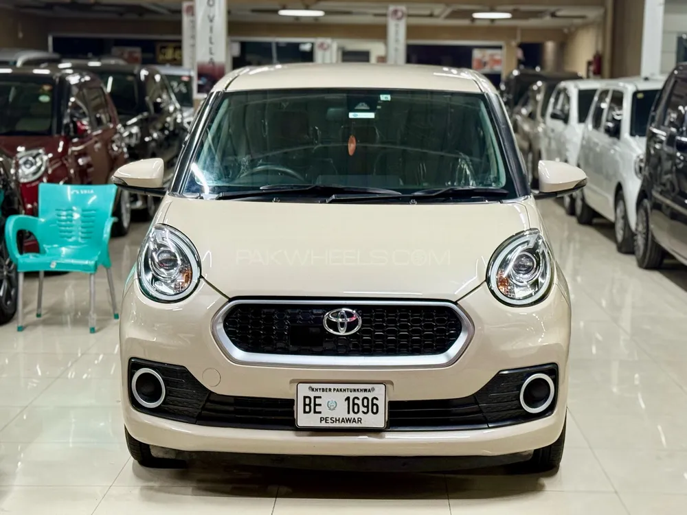 Toyota Passo 2016 for Sale in Peshawar Image-1