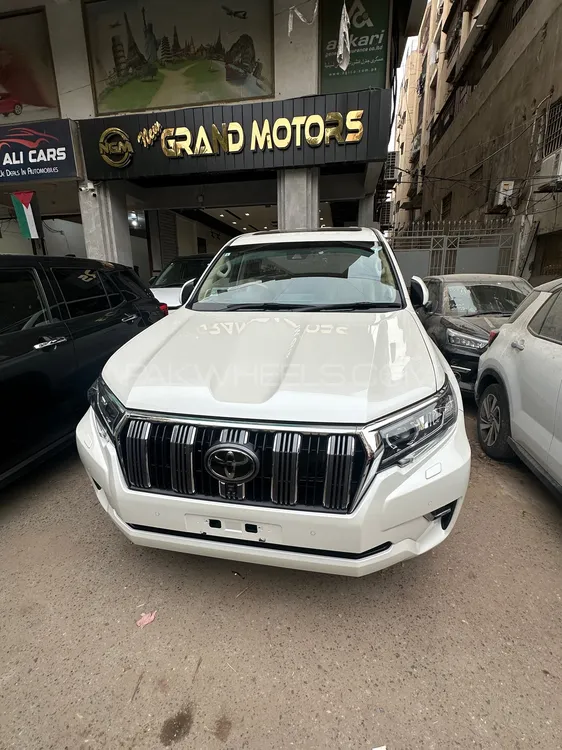 Toyota Prado 2020 for Sale in Karachi Image-1