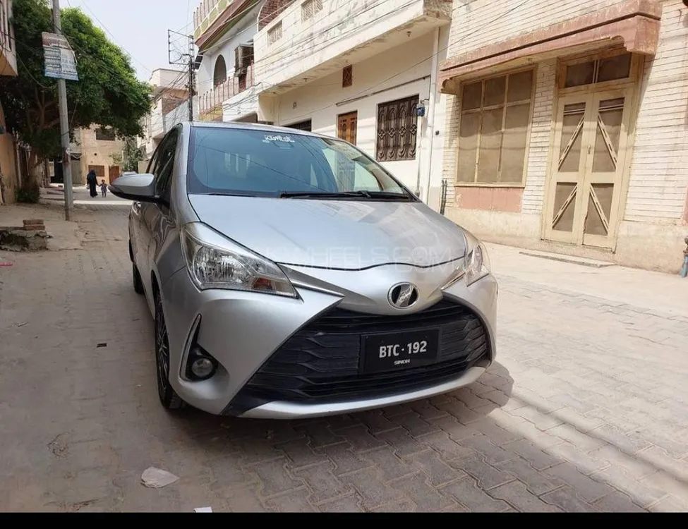 Toyota Vitz 2017 for Sale in Multan Image-1