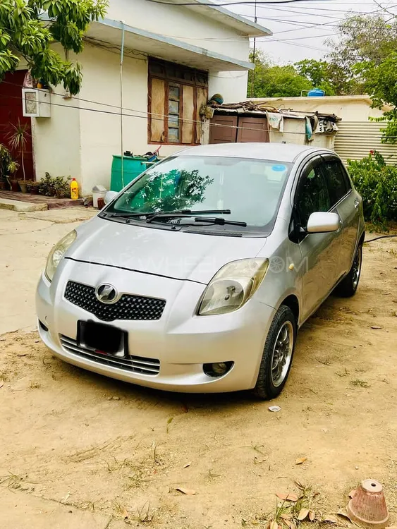 Toyota Vitz 2008 for Sale in Karachi Image-1