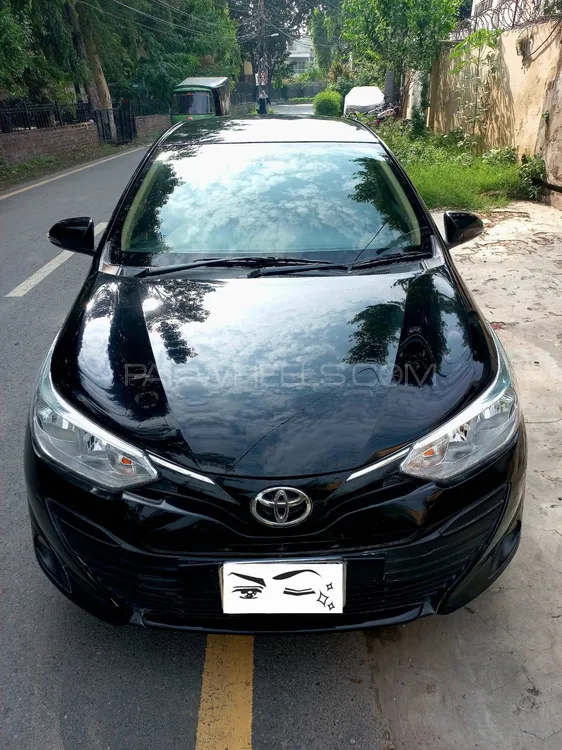 Toyota Yaris Sedan 2022 for Sale in Lahore Image-1