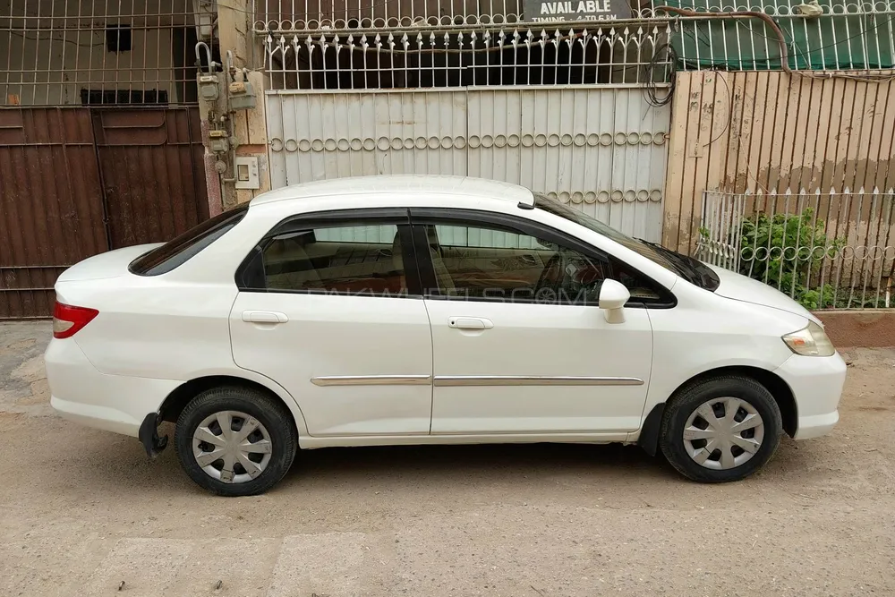 Honda City 2004 for Sale in Karachi Image-1