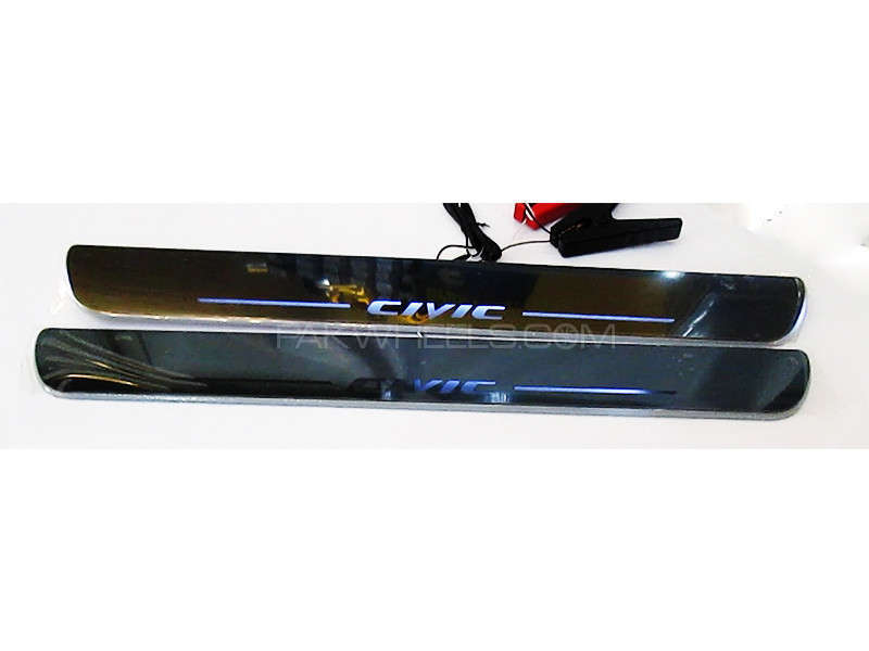 Honda Civic Scuff Plates - With Rotating Lights 9th Gen Image-1