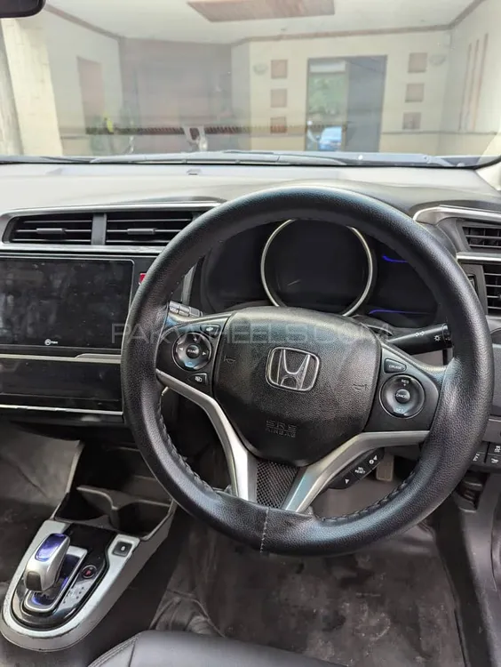 Honda Fit 2018 for Sale in Lahore Image-1
