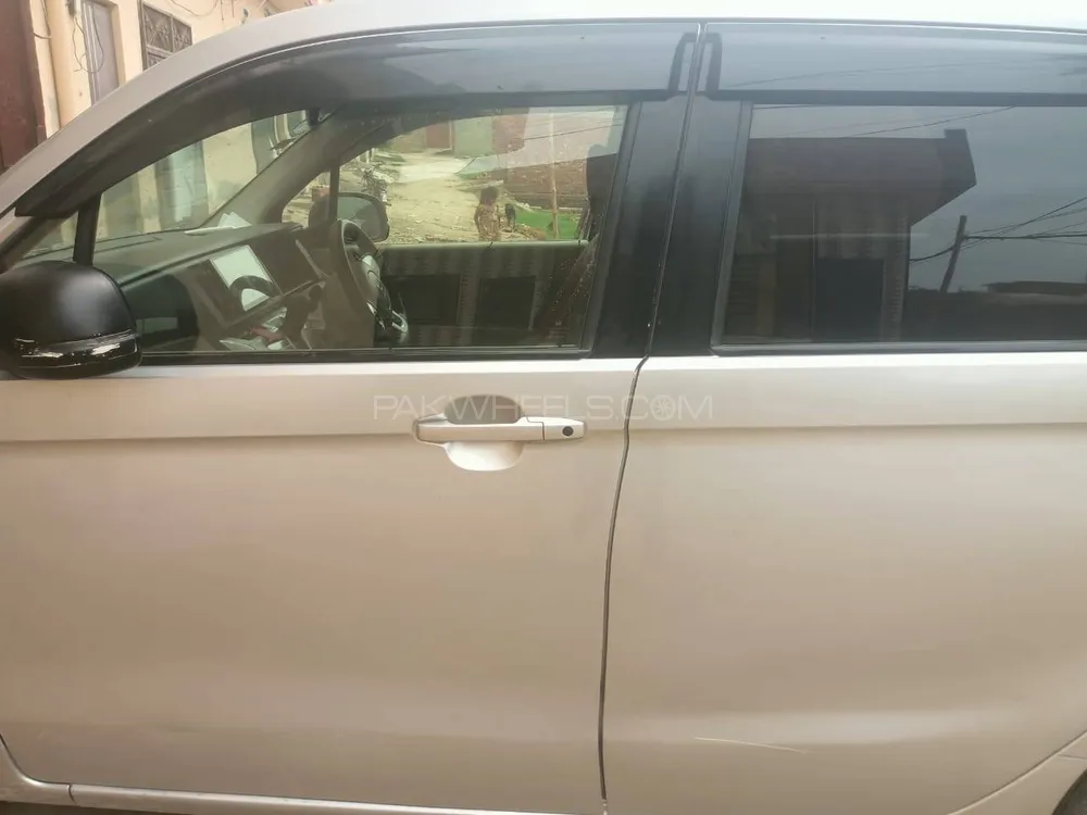 Honda N Wgn 2015 for Sale in Raiwind Image-1